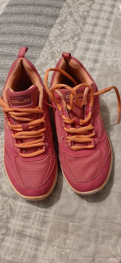 Buty dziecięce sportowe GLD w kolorze różowym dla dziewczynki