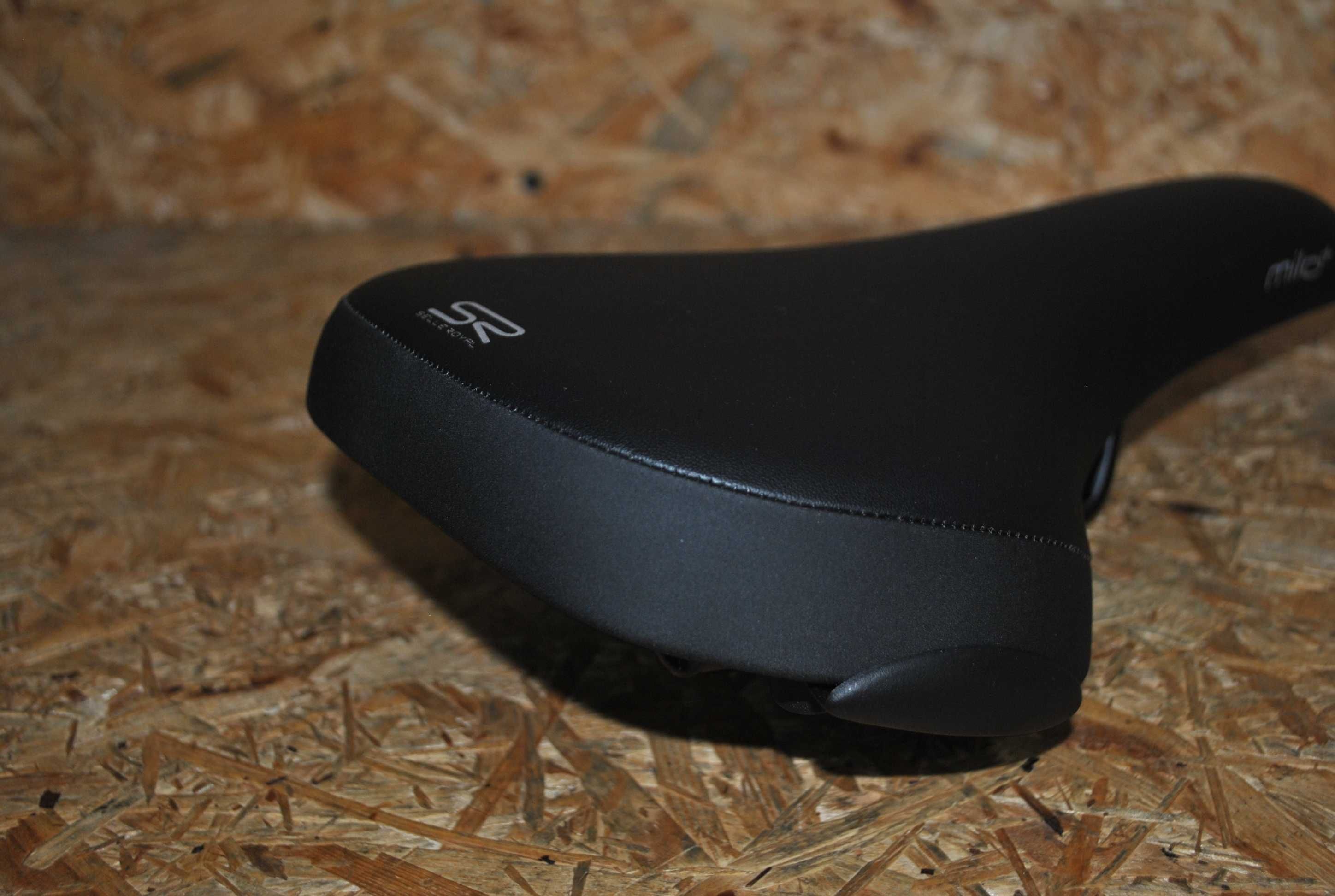 Nowe Siodełko Selle Royal Milo Plus 170 mm treking