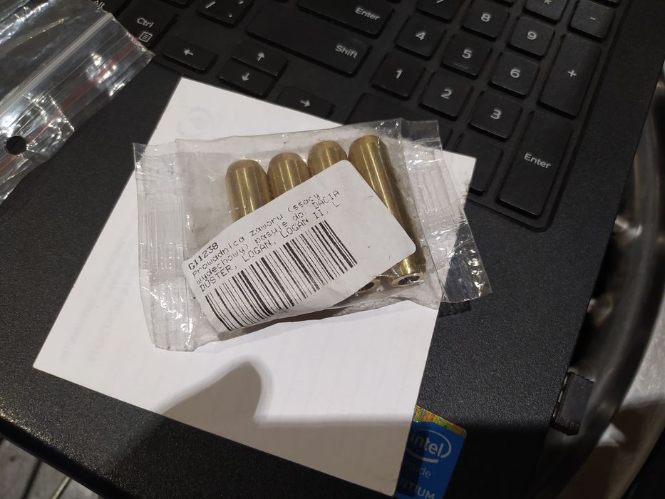 клапани і направляючі до рено дачія 1.4-1.6 бенз