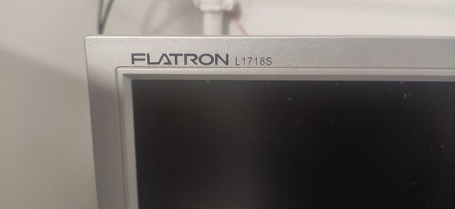 17" ЖК монитор LG Flatron L1718S DVI+VGA