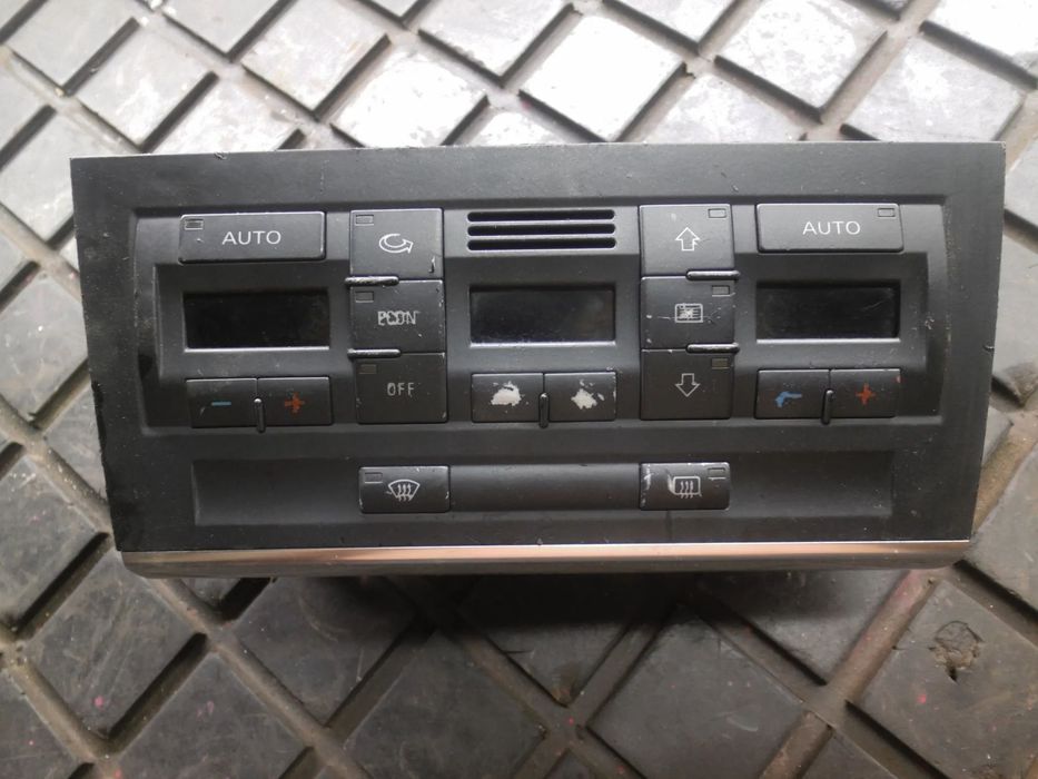 PANEL KLIMATYZACJI AUDI A4 B6 8E0820043AA