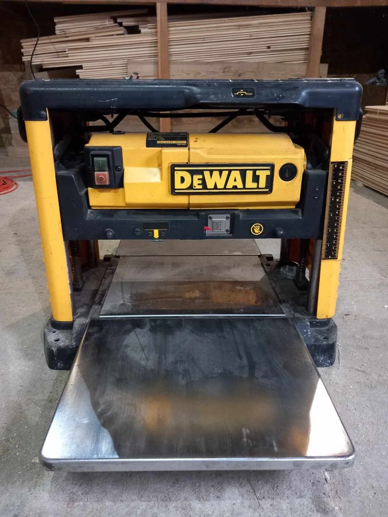 Grubosciowka DeWalt DW733