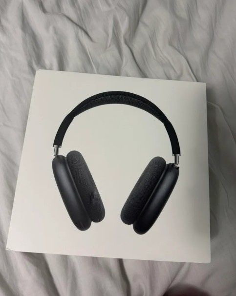 AirPods Pro Max