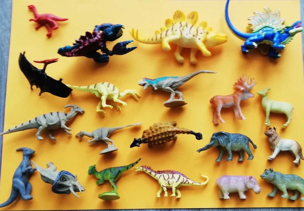 кіндер тваринки фігурки. персонажі.киндер фигурки детальки.зоо