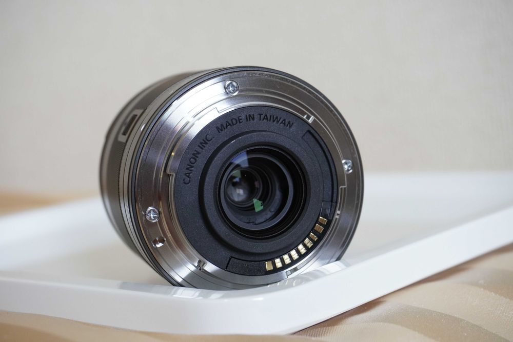 Lente Canon EF-M 11-22mm f/4-5.6 IS [Como NOVA]