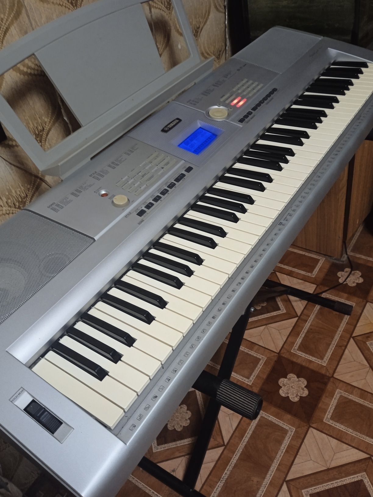 Синтезатор Yamaha DGX-205