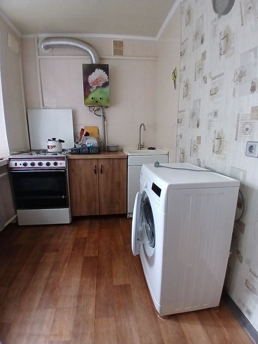 Здам 2-Х ВІЙСЬКОВИМ, ЦУМ,Михайлівська,,любий термін