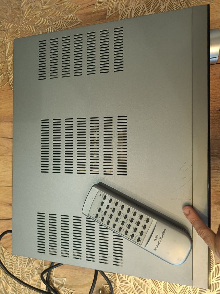 Wzmacniacz Harman Kardon HK 675
