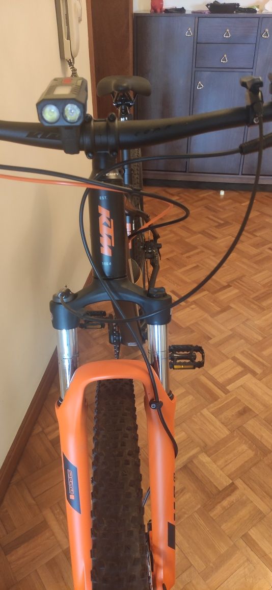 Bicicleta BTT KTM