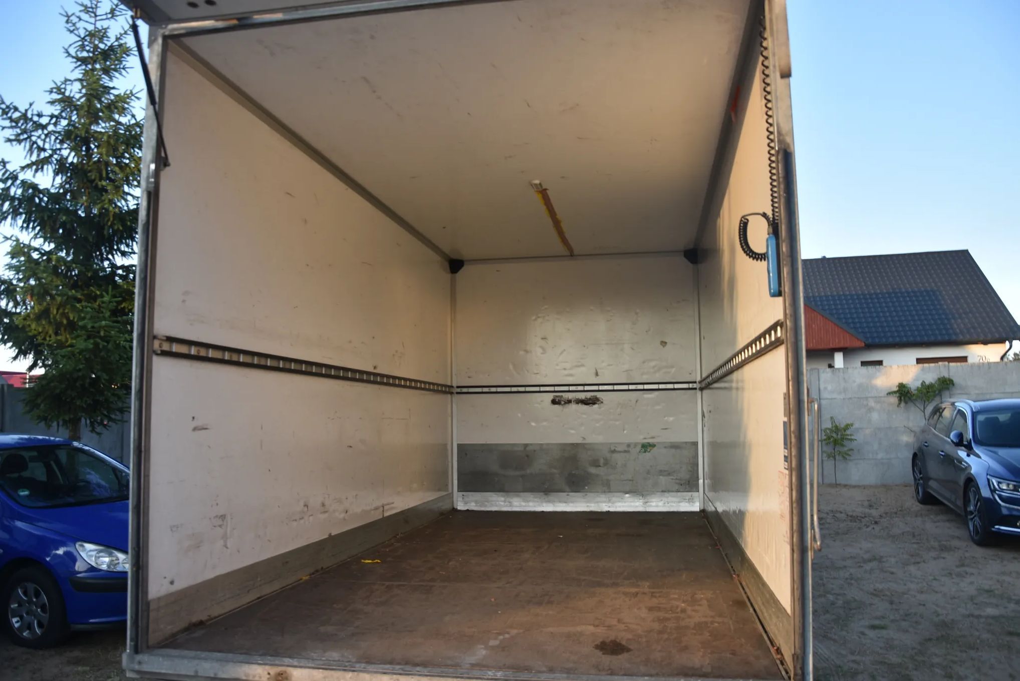 kontener z windą Dhollandia Dayli,Ducato,Master,Transit