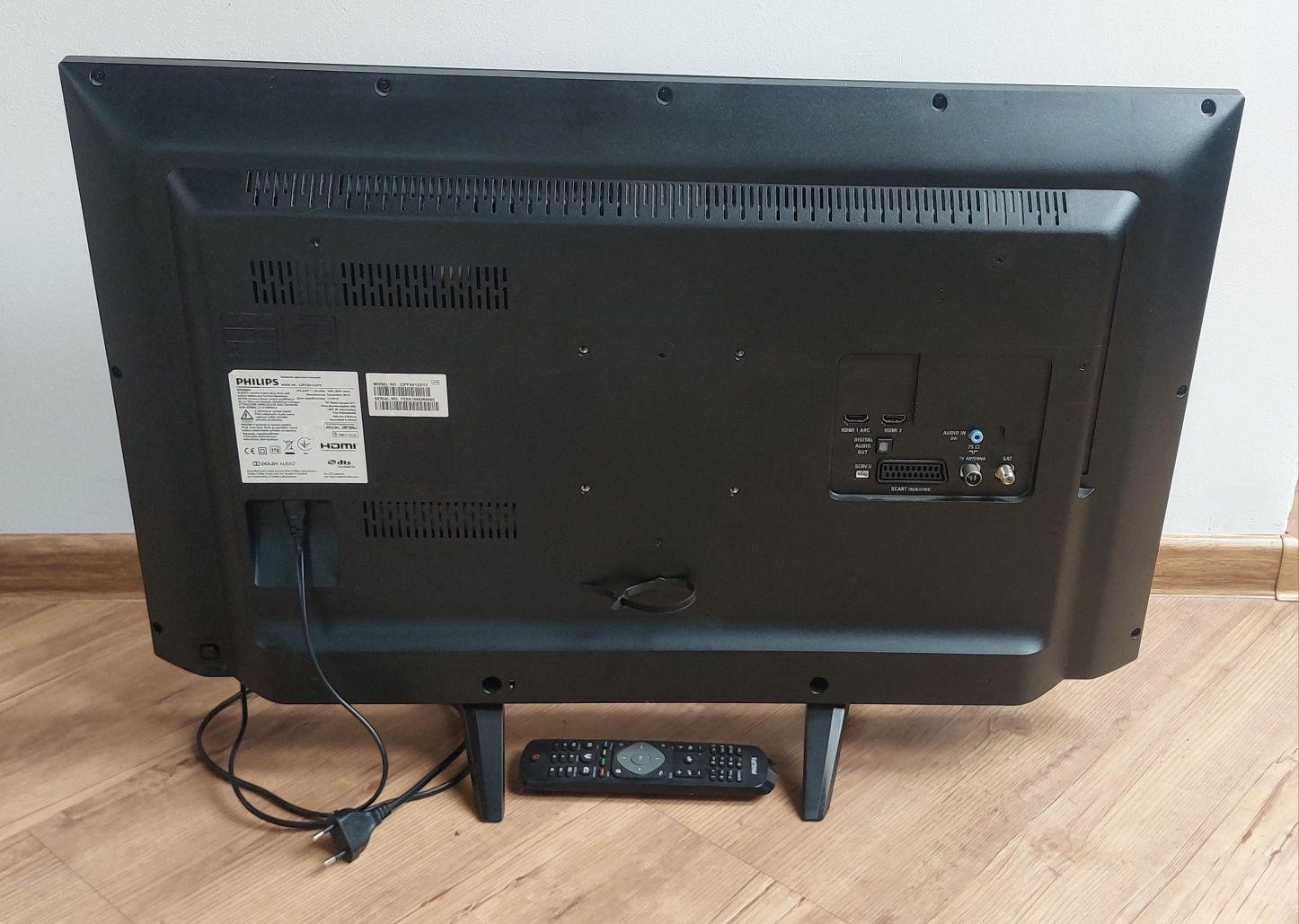 Telewizor Philips 32PFS4132/12   32" stan bdb.