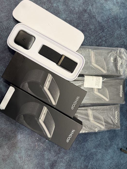 Фітнес-браслет WHOOP 5.0 One Jet Black CoreKnit
