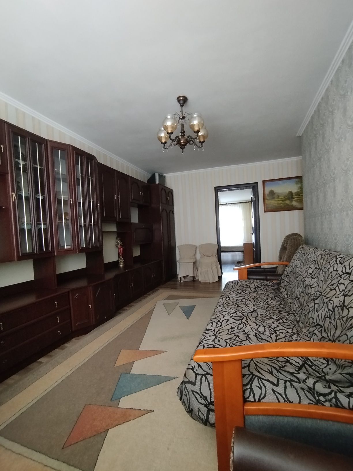 3 квартира, район ТРЦ Майдан