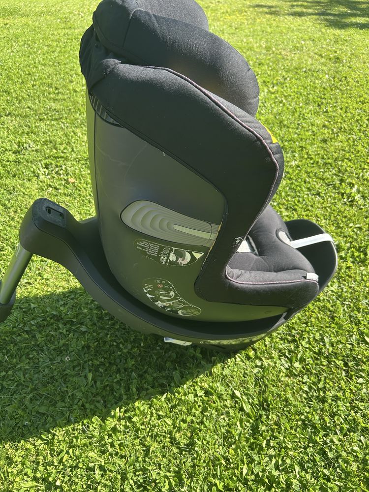 Cybex Sirona S i-Size – fotelik 0-18 kg - Deep Black