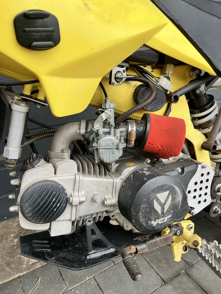 Motor cross Ycf 150ccm