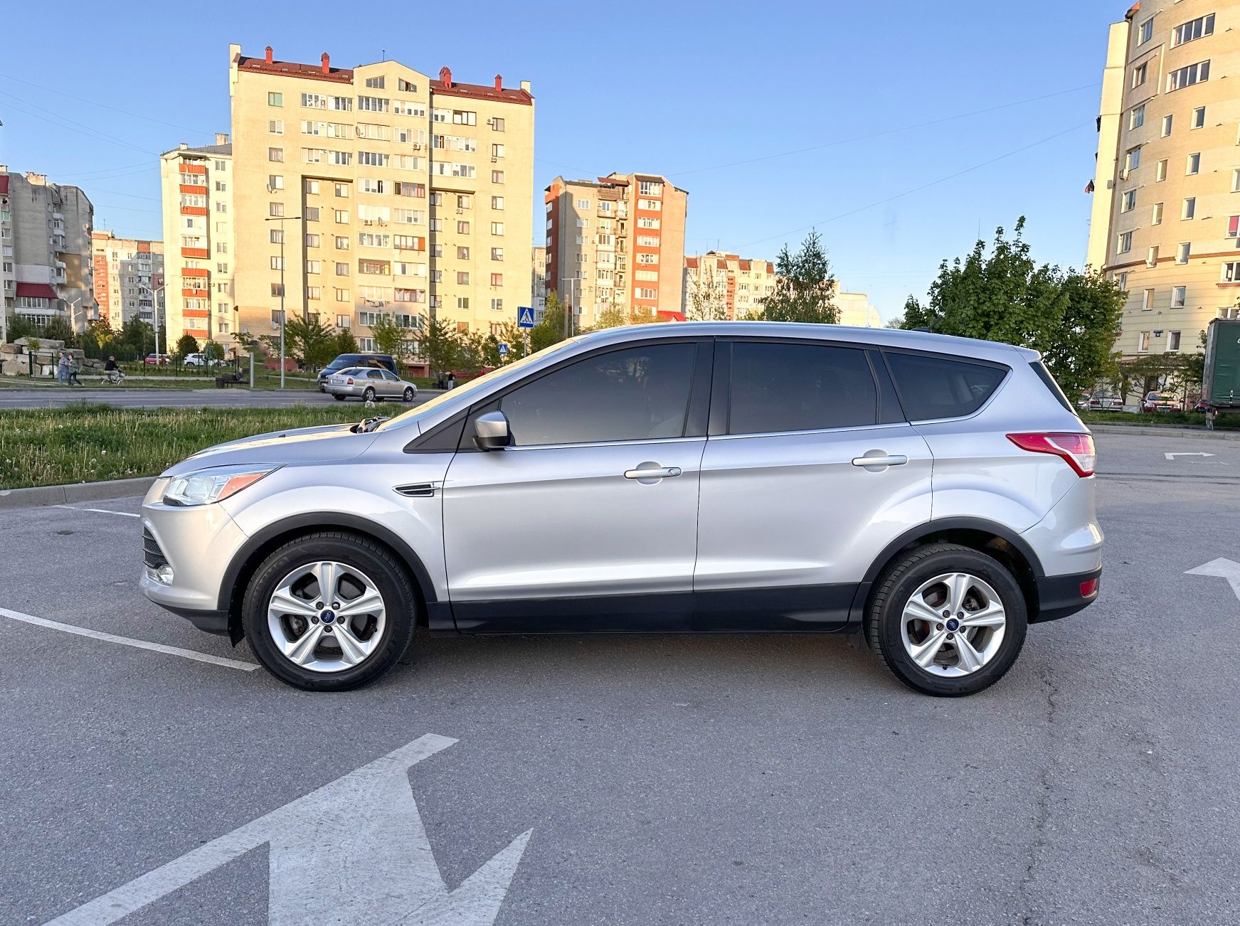 Ford Escape 2.5 SE 2016 рік