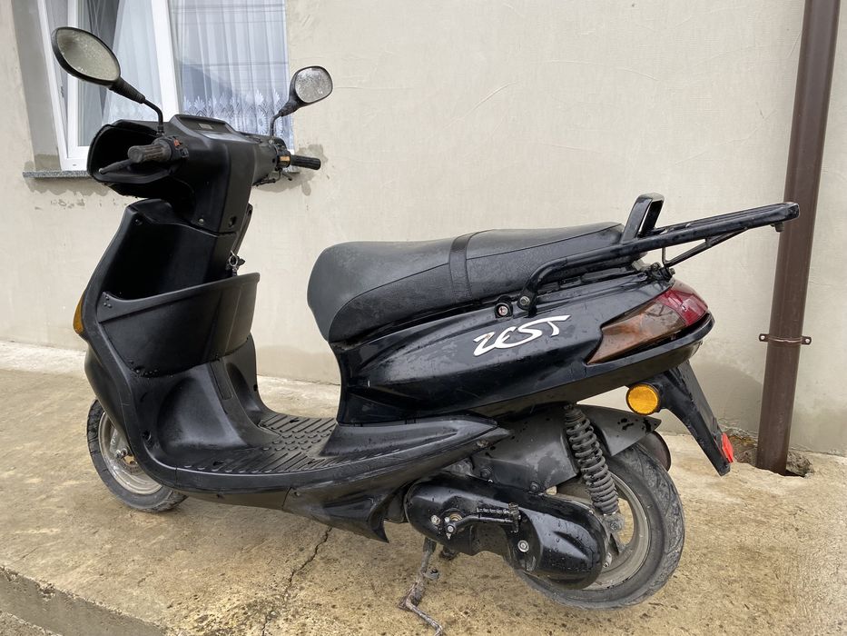 Скутер. Yamaha Zest 80. Мопед.
