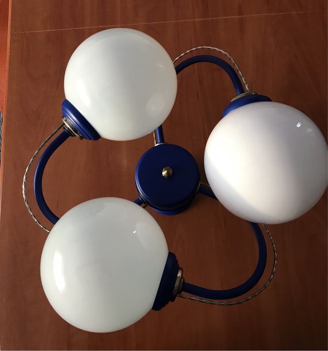 Żyrandol na trzy żarówki Niebieski