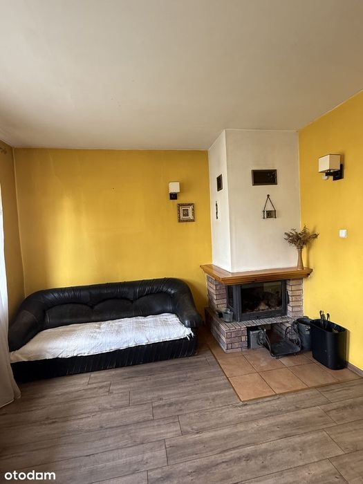 Niezależna część domu na wynajem.