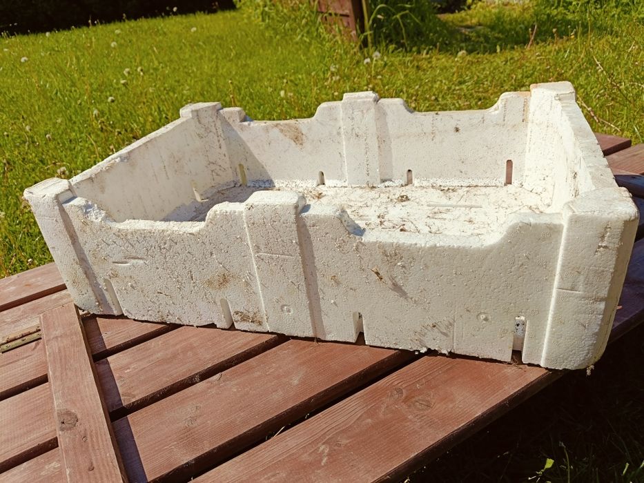 Oddam skrzynki styropianowe