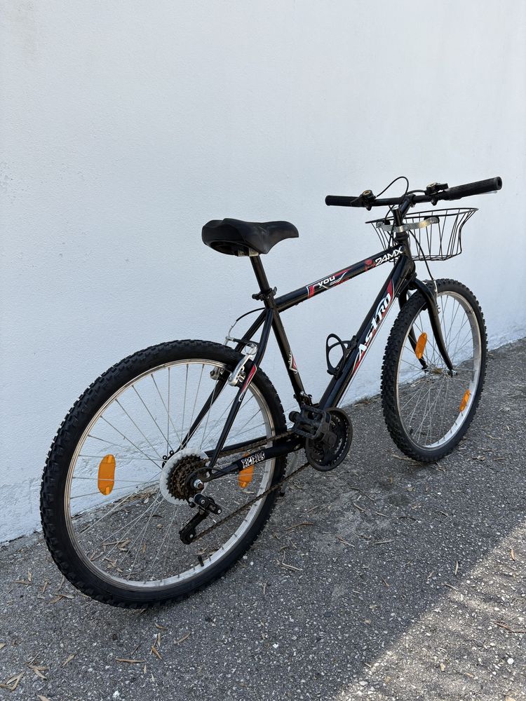 Bicicleta Astro.