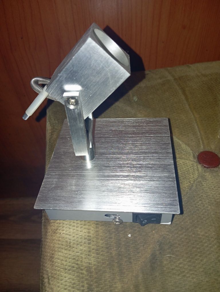 Lampa pojedyncza kinkiet opcja wyłączenia w lampce
