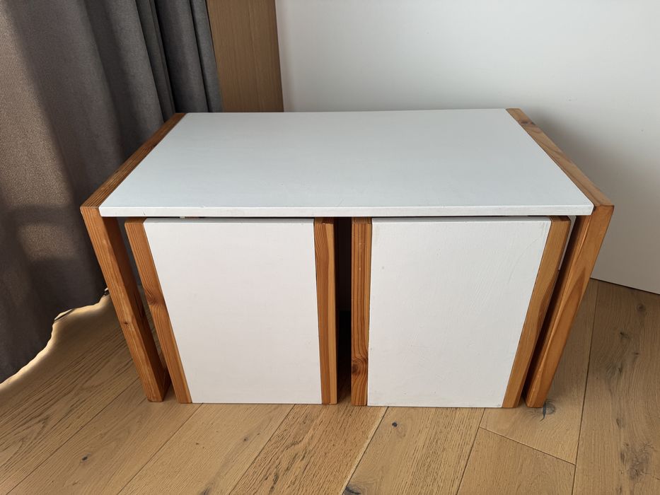 Dziecięcy stół do zajęć Montessori + 2 krzesełka