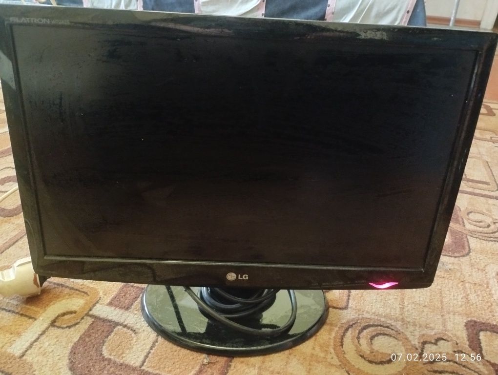 Продам монітор LG