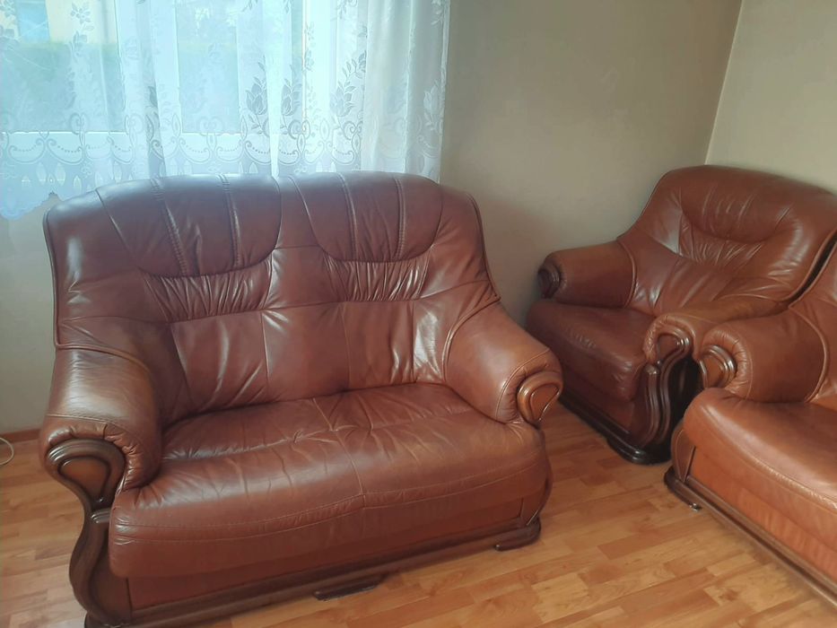 Komplet wypoczynkowy z włoskiej skóry na drewnianym stelażu 3 2 1