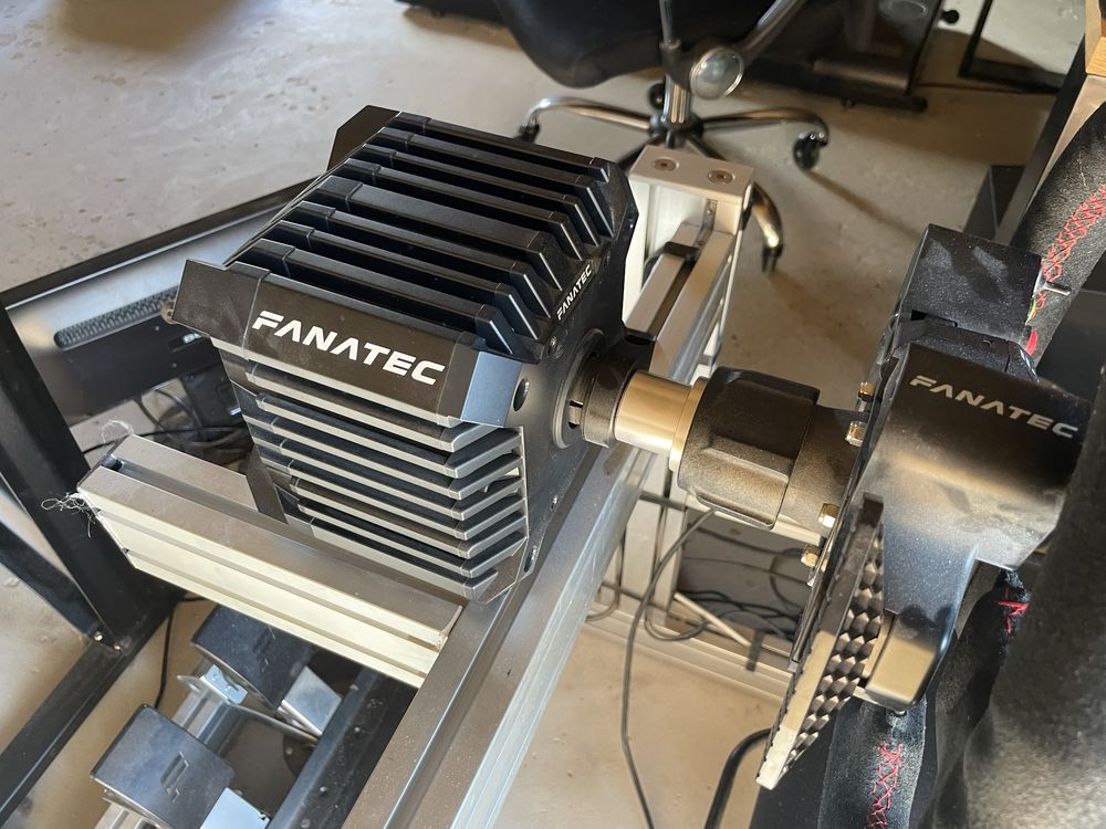 Fanatec CSL DD 8Nm + universal hub