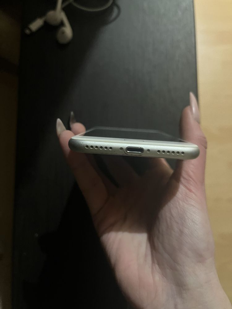 Iphone 8 б/у, акб 100%