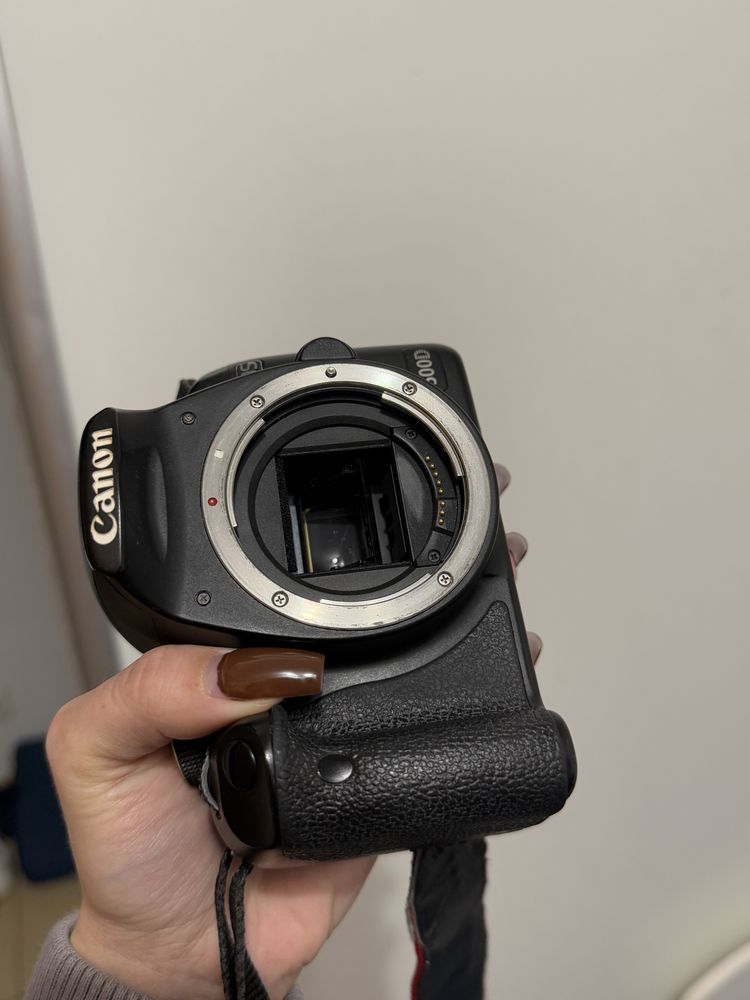 Aparat Canon EOS 500D