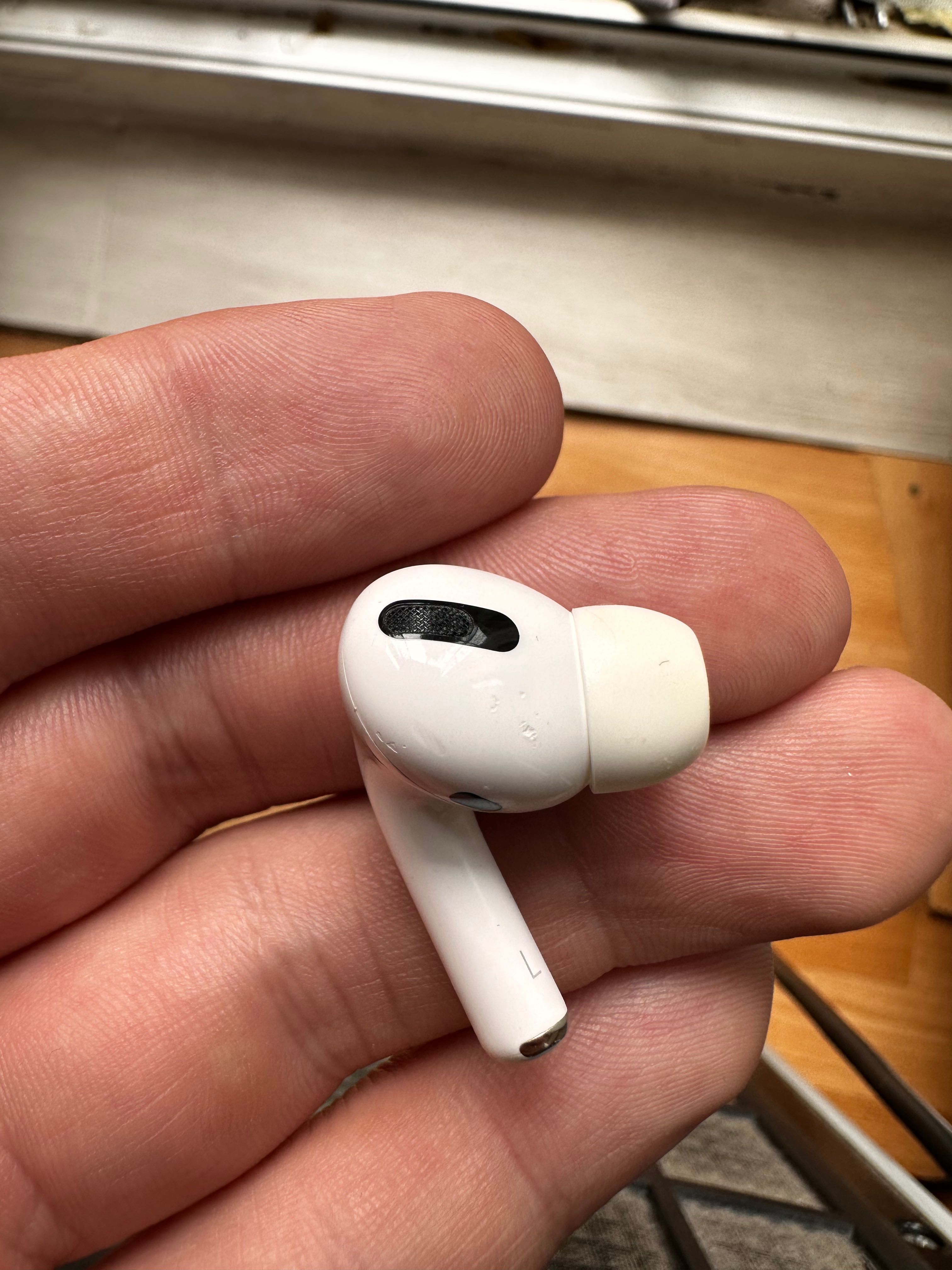Лівий правий Airpods pro оригінал