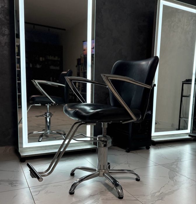Перукарське крісло