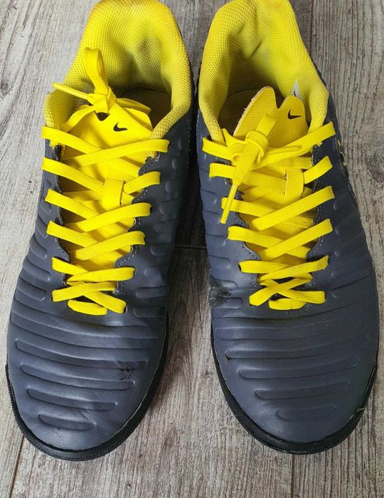 Halówki Nike rozm:42