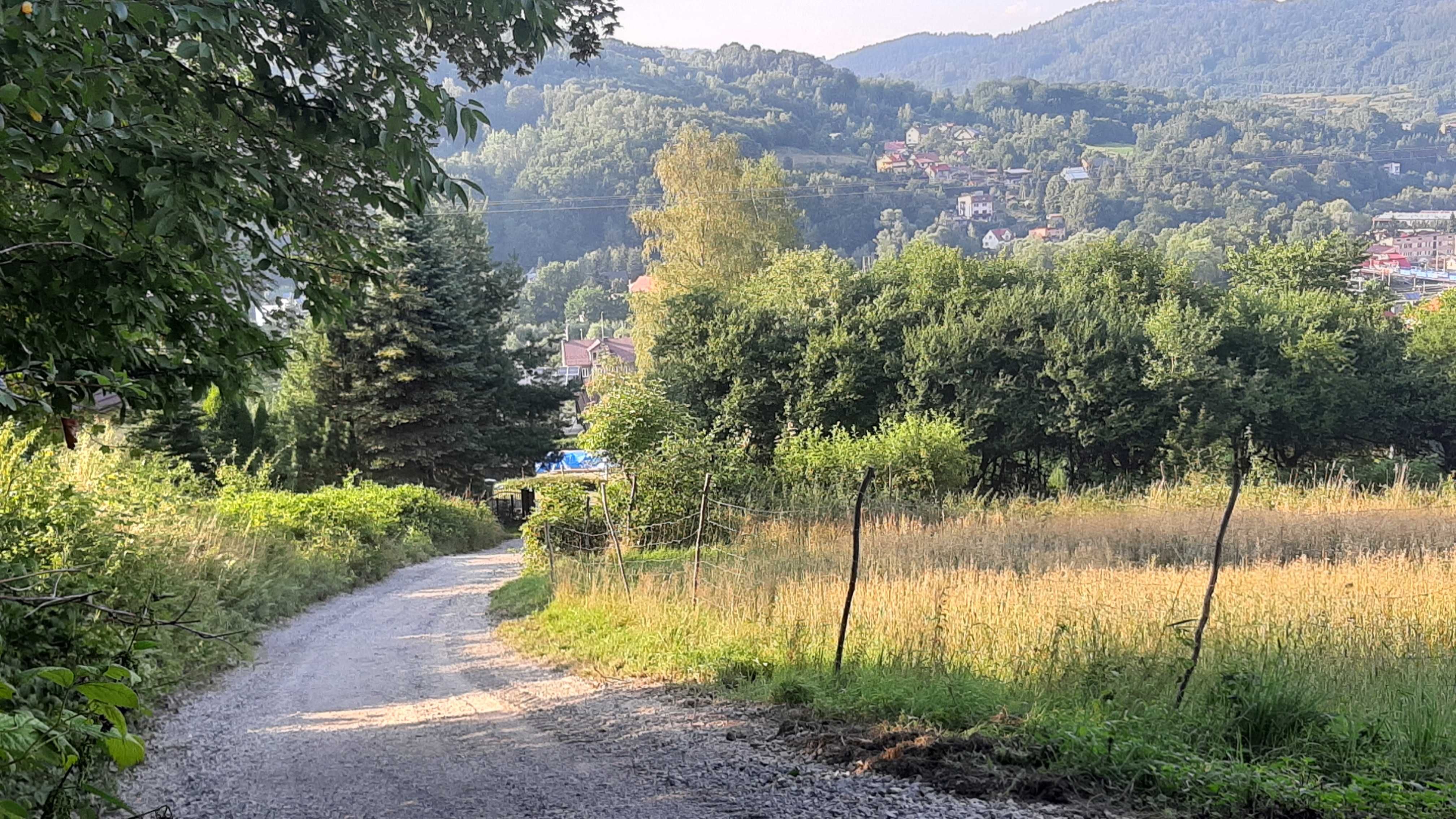 Sprzedam działkę budowlaną 54 ar w Suchej Beskidzkiej