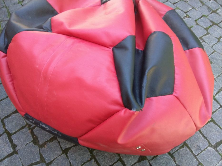 Пуф,на перетяжку,був в користуванні,