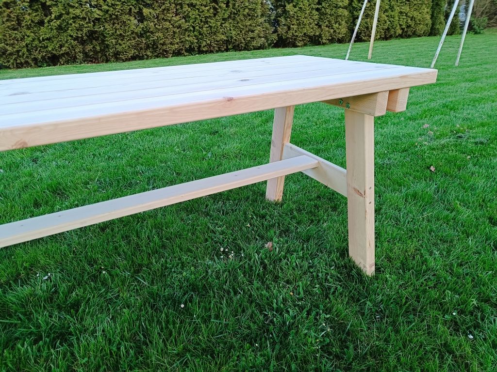Stół ogrodowy- Drewniany/ Solidny