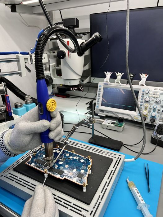 Serwis laptopów. Naprawa MacBook, iMac. Komputery-PC.