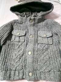Продам вязаную курточку Zara  для новорожденных