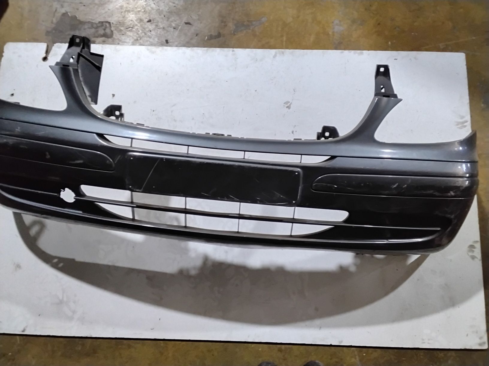 Parachoques mercedes vito frente 2010