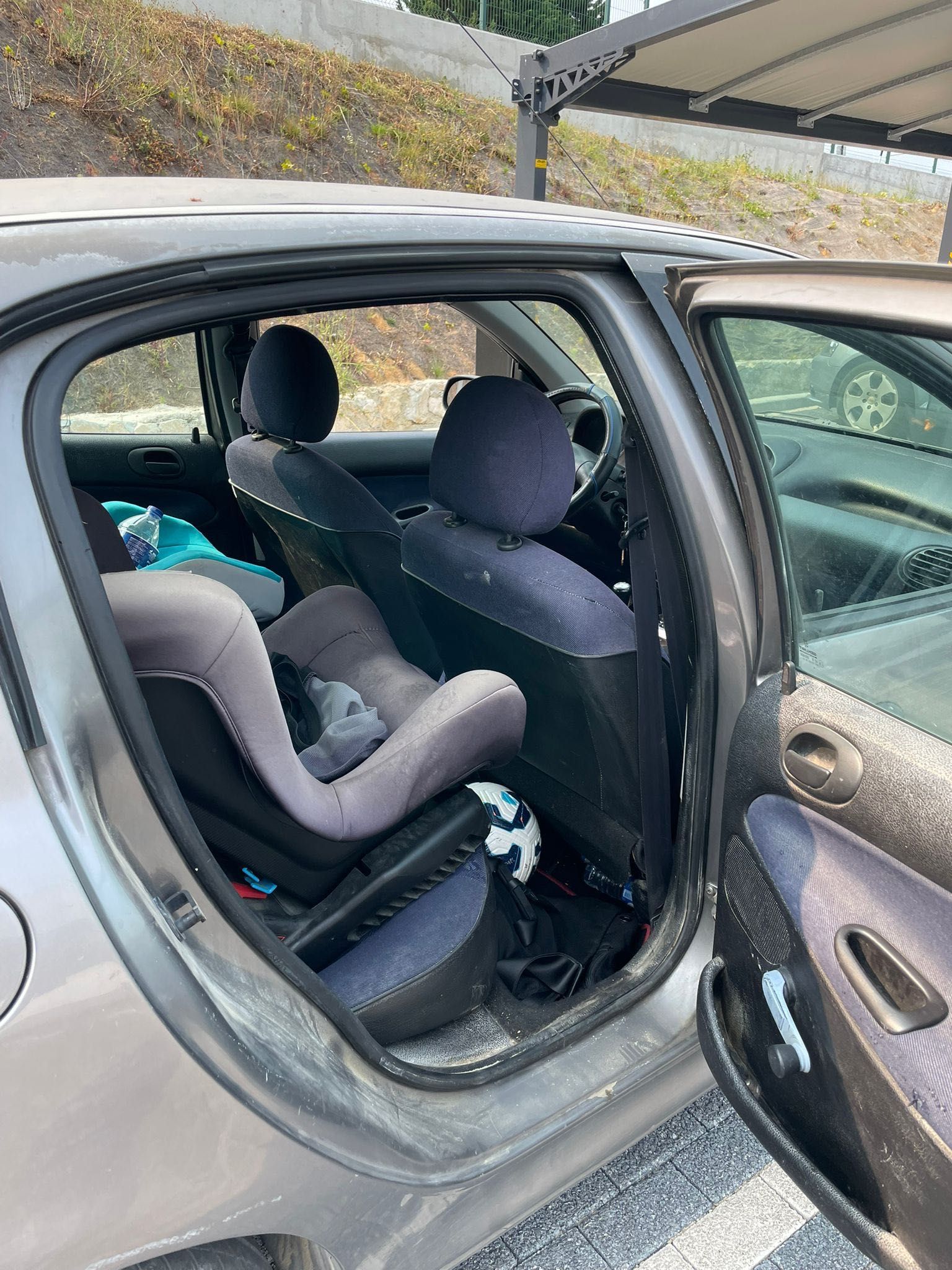 Peugeot 206  1.1