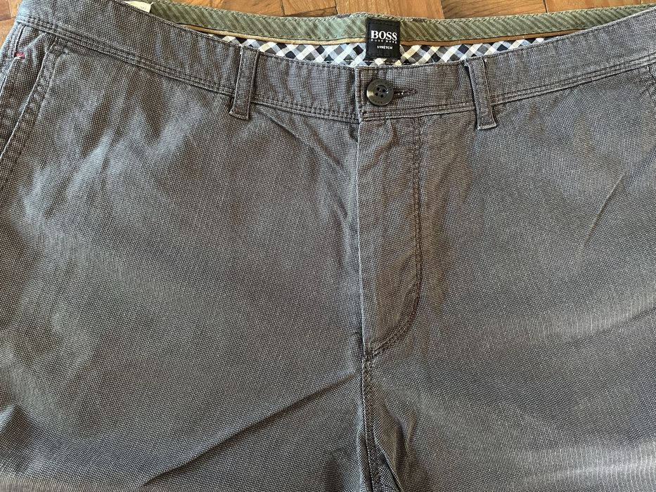 Calças castanhas (com padrão) da Boss
