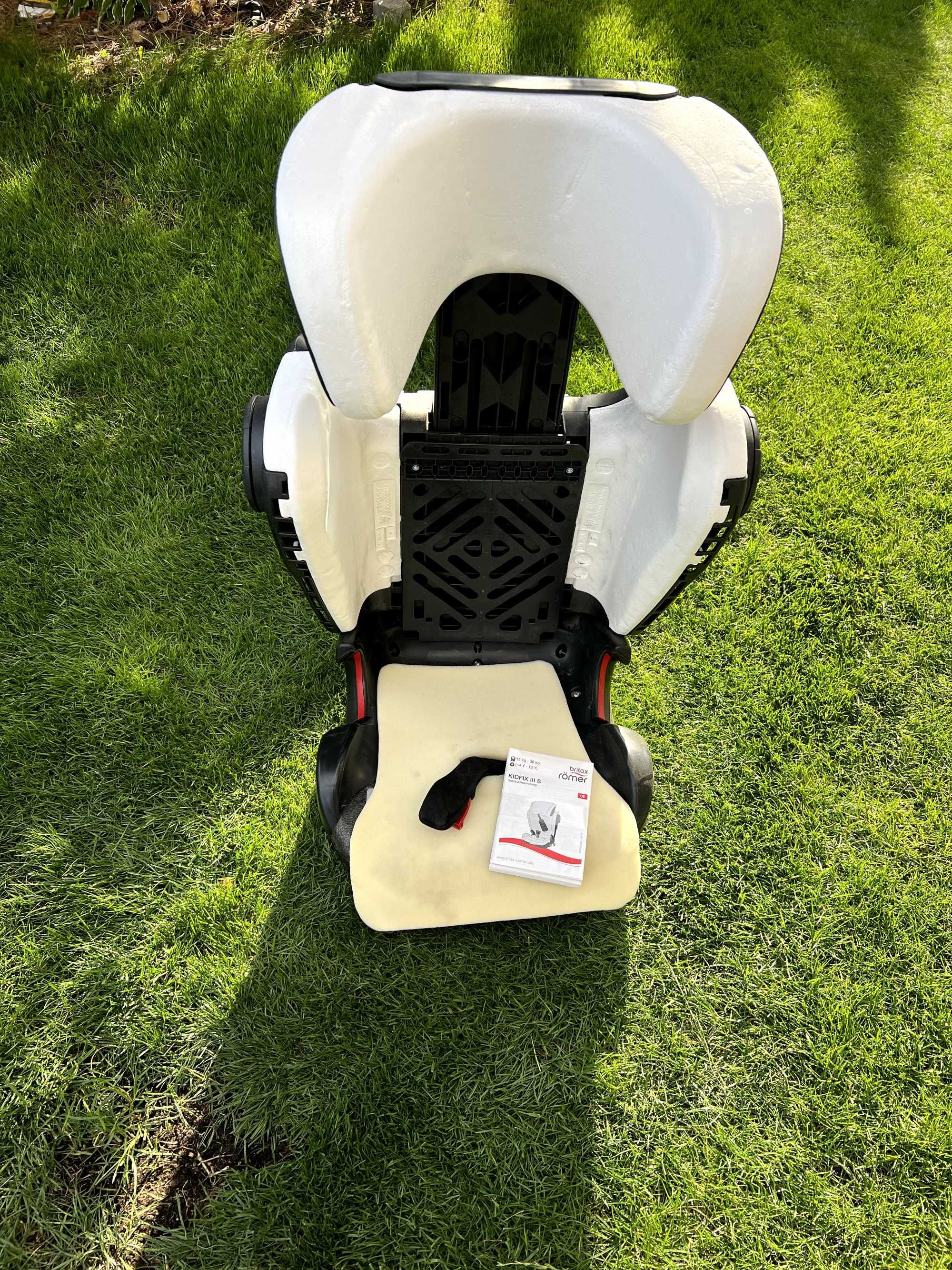 Fotelik samochodowy Britax Romer Kidfix III  15 - 36kg Isofix