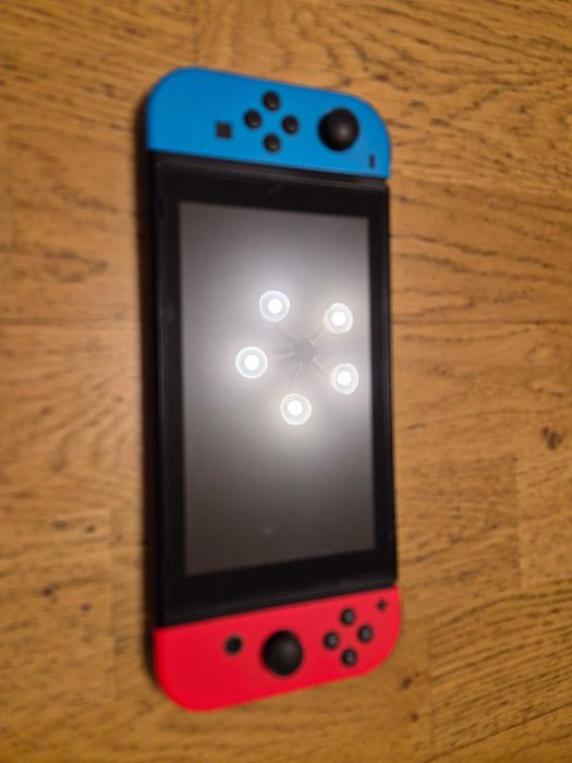 Konsola Nintendo Switch WSZYSTKIE AKCESORIA +FIFA 20 i 21