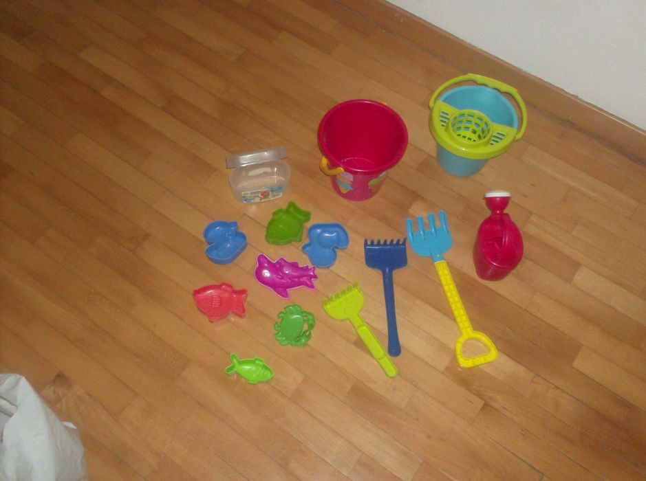 Brinquedos criança de praia