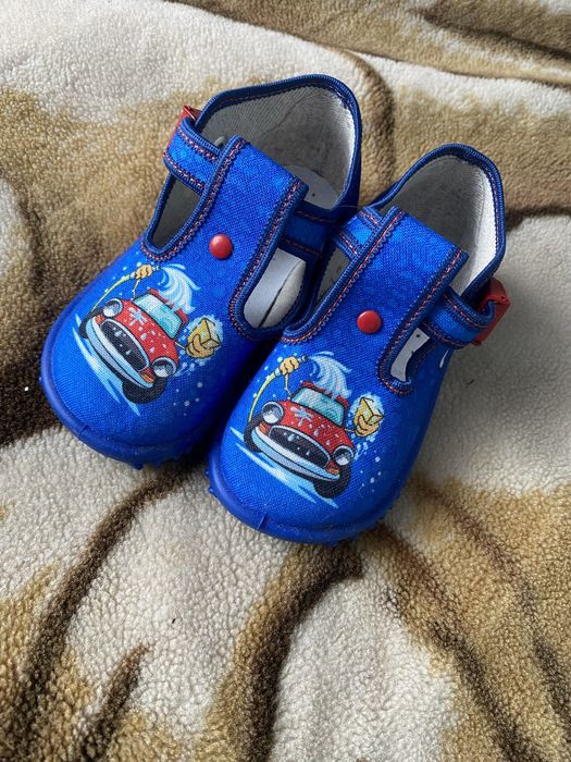 Капці дитячі