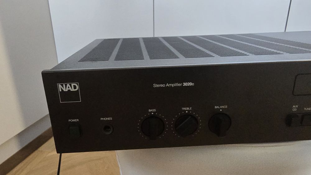 Nad 3020 e z roku 1975
