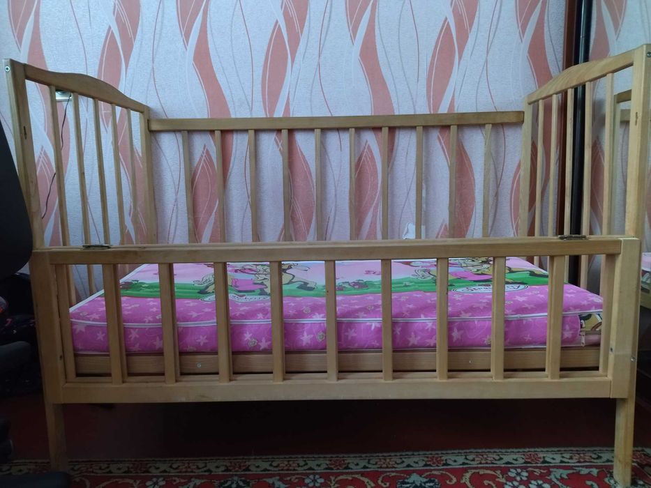 Продам дитячу кроватку!