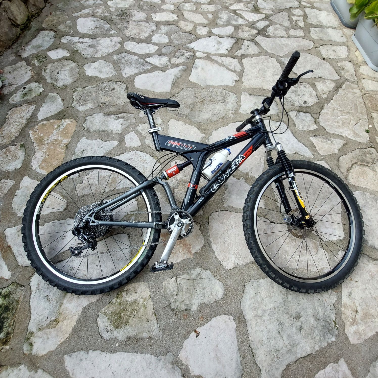 Bicicleta BTT Univega RAM 900 roda 26